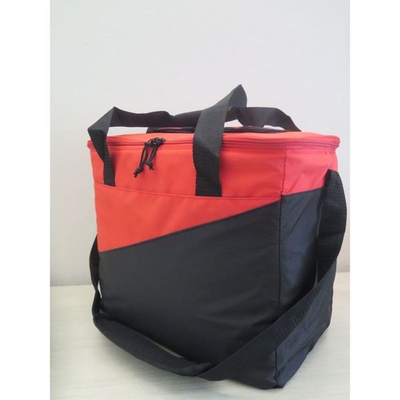 Igloo 4904001 Collapse & Cool Red/Black 36 Can Cooler Bag - Picture 2 of 11